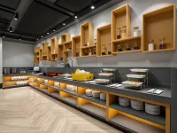 โรงแรมฟรี ลิฟวิ่ง - พร้อมอาหารเช้า