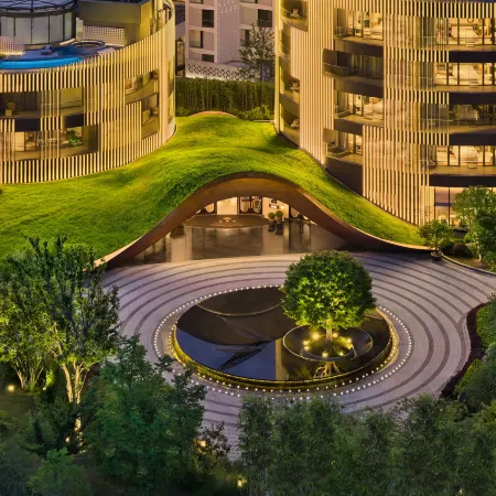 Q Collection Hotel & Resort