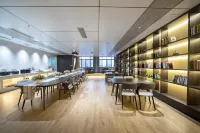 wei shang Hotel - parcheggio