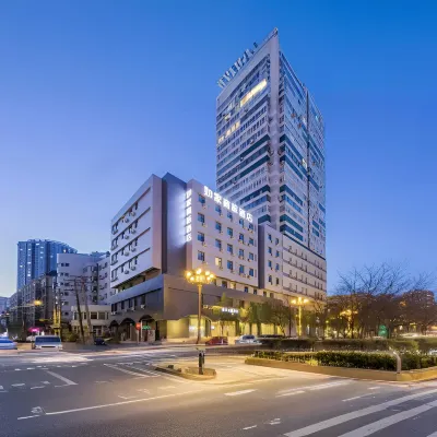 Homeinn Selected Hotel (Harbin Central Avenue Sophia Cathedral) โรงแรมใกล้สถานีรถไฟฮาร์บิน