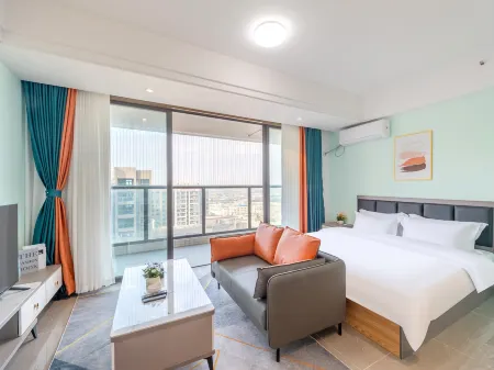 Yipin Hotel Apartment (Nantou Light Rail Station)