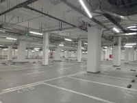 曼蒂尼雅ホテル（成都大邑高速鉄道駅） - 駐車場