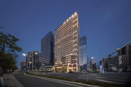 Orange Hotel (Nanchang West Railway Station International Expo City) Отели рядом с достопримечательностью «CPC Nanchang Committee Party School»