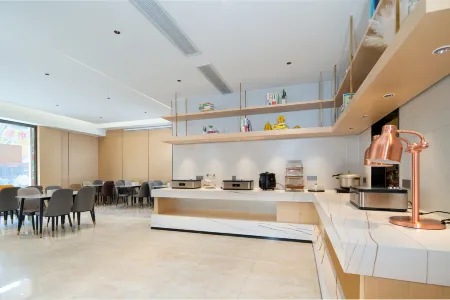 HIYA LIGHT Hotel (Fu'an Ruijing Branch)