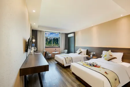 Gomo Hotel(Mount Huashan Scenic Area Visitor Center Store)
