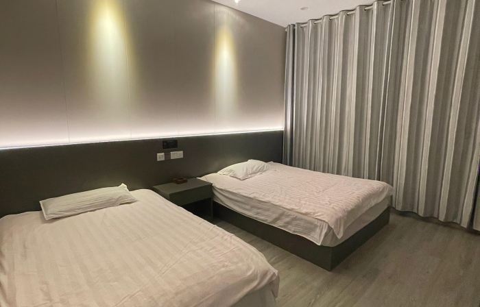 Tiantian Hotel