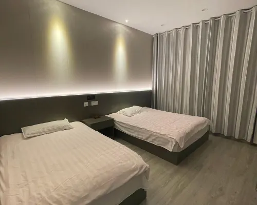 Tiantian Hotel Hotels in De'an