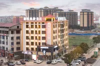 Yunqi E-Sports Hotel (Gao'an South Bus Station)