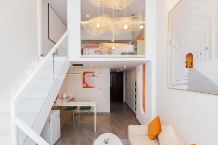 Lisi Future B&B (Far East International Plaza Branch)