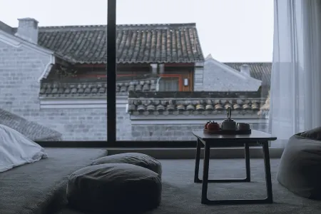 Conception Geometry·Hanling Daydream Отели рядом с достопримечательностью «Erlingshan Hot Spring»