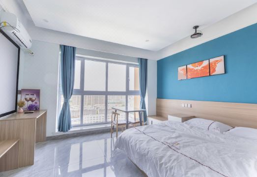 Maple Leaf Light Luxury Hotel 전망 또는 내부