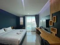 The Cotton Tree Hometel - balcony
