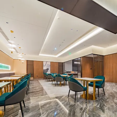 Starway Hotel (Chengdu Jintang Huaizhou New Town)