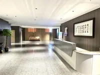 Ruoshuiyuan Tangquan Hotel (Tanghe Wenfeng South Road Railway Station)