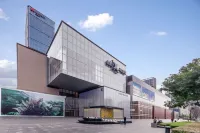Aizhige Boutique Apartment (Vanguard Mixc City Branch) Hotels near Xichan Temple