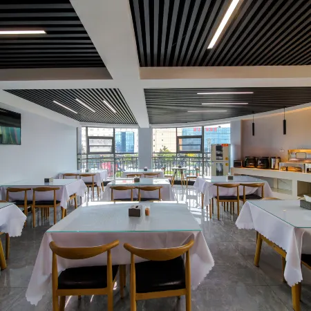GreenTree Express Hotel (Linyi University Town)