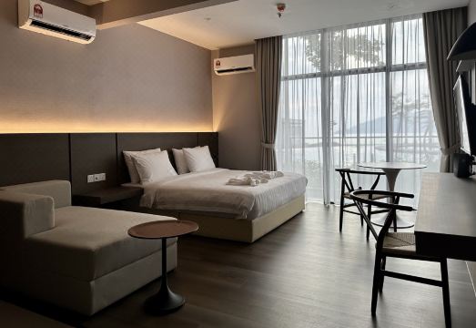 코타키나발루 더 쇼어 야경 이미지