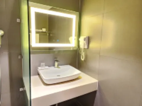 Sunland Hotel Hotels near Tamna Mokseogwon