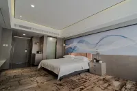 Chifeng Golden Lion Crown Xishang Jiayan Hotel