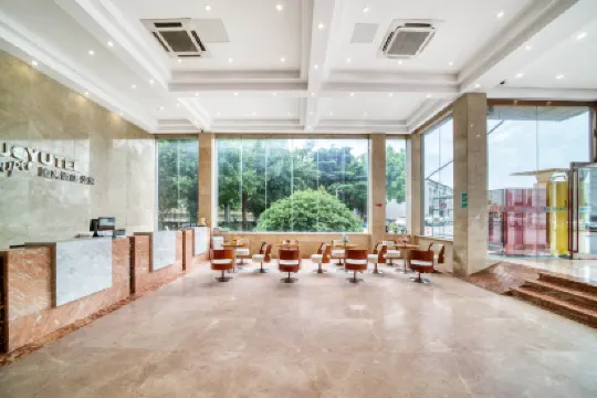 Shanghai Guoyu Hotel (Cao'an Branch, Jiading Campus, Tongji University)