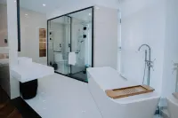 Luzhou Port Investment International Hotel