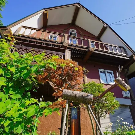 Sapporo Luxuray Log House