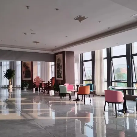 China Youth International Hotel