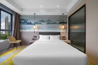 Ruijing Hotel (Wuhan Guiyuan Temple Zhongjiacun Subway Station Store) Hotel in zona Guqintai