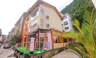 Taike Tribes No.2 Store (Wulingyuan National Forest Park Store)