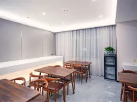 IU Hotel (Xinghuacun) - breakfast