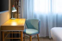 Homeinn · neo (Weinan Pucheng Cultural Square)