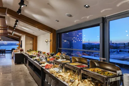 Demiray Hotel Old City