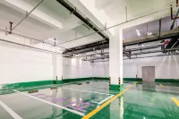ELEGANCE Hotel Luochuan - parking