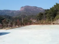 Qianshan Linhai Xueyuan Homestay