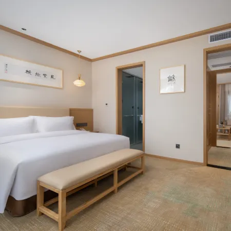 Wanda Yue Hotel · Qixia Wuyi (Wudangshan Scenic Area Entrance)