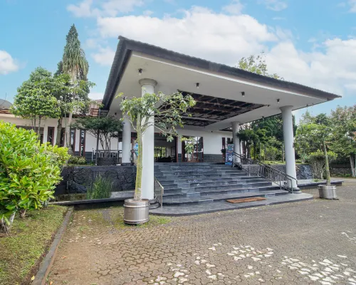 Nirwana Lembang Hotels in Lembang