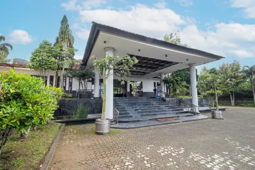 Grand Nirwana Resort Lembang Hotels in Lembang