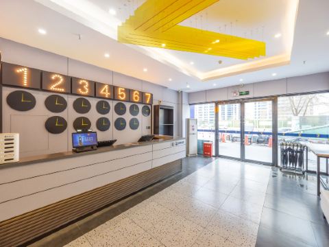 7Days Inn Hotel (Lanzhou High-Speed Railway West Station Tumendun Subway Station)