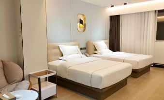 Golden Sheraton Hotel