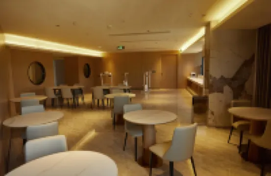 台州泊雅時尚精品酒店（黃巖銘隆廣場店）