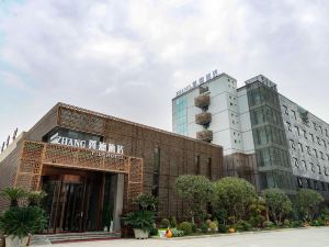 ZHANG YIDE HOTEL, LONGYI