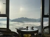 Who is at the swing homestay