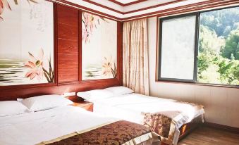 Simian Mountain Manbo Resort Hotel