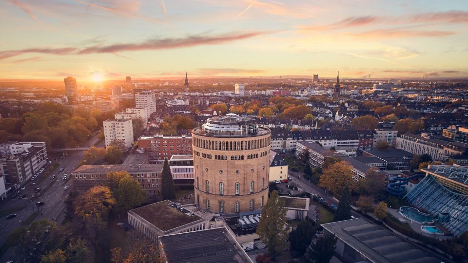 Wasserturm Hotel Cologne, Curio Collection by Hilton