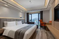 Qianxi Yunhai Four Seasons Hotel