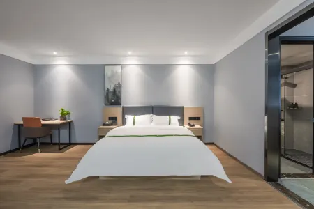 GreenTree Inn (Wuhu Huashan Road Station) Отели рядом с достопримечательностью «Wuhu University»