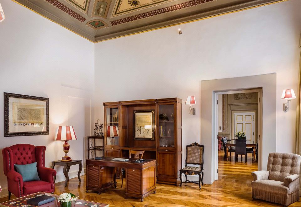 Palazzo Firenze의 우아한 객실 내부