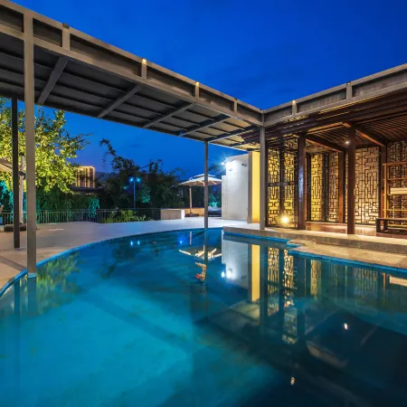 libo  songfubieyuan  Scenic Theme Inn
