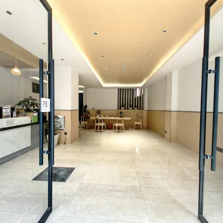 Mile Xiyuanhui Hot Spring Homestay (Huquanshui Township Tourism Resort)
