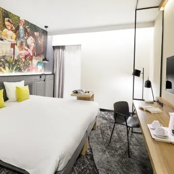 Hotel Mercure Wroclaw Centrum โรงแรมใกล้วรอตซวาฟสปาเซ็นเตอร์